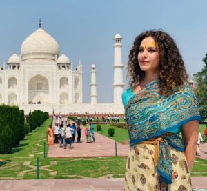 Melinda Michael At Taj Mahal