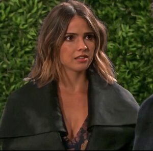 Shelley Hennig