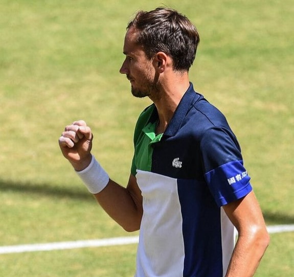 Daniil Medvedev: Biography, Net Worth (2023), Parents, Dating Life
