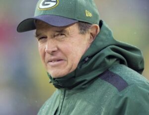 Dom Capers