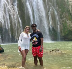 Jean Segura with his wife