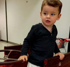 Moises Henriques child