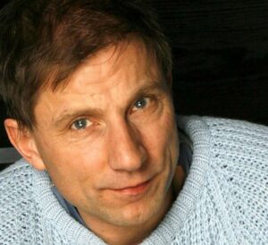 Simon McBurney 