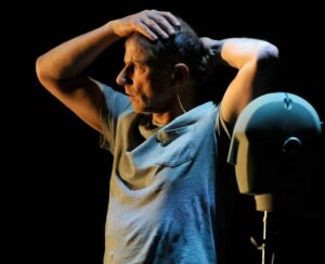 Simon McBurney 