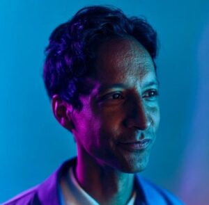 Danny Pudi 