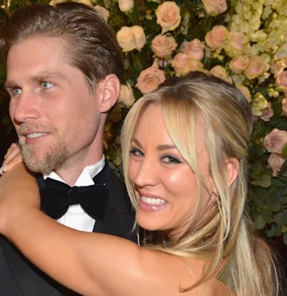 Kaley Cuoco Is She Pregnant? Age, Height, Weight, Relationship