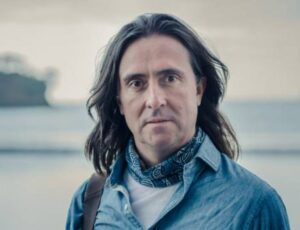 Neil Oliver 