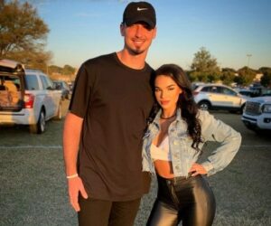Paxton Lynch with his girlfriend