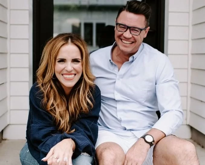 Rachel Hollis and Dave Hollis