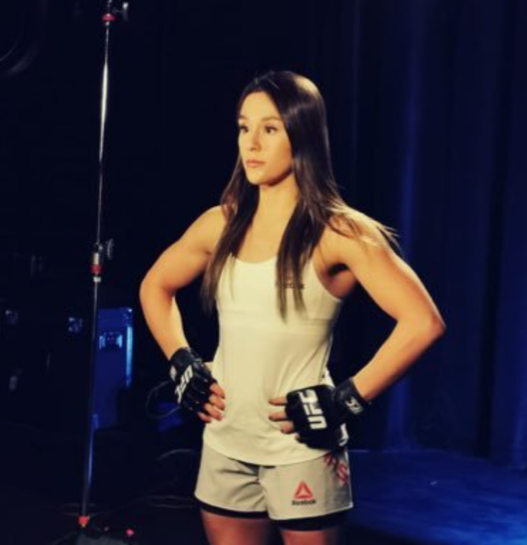 Alexa Grasso Is She Related to Mario Lopez? Victory, Bio, Wiki, Age