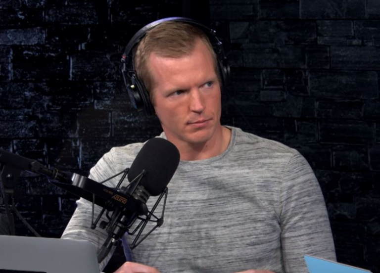 Who Is Danielle Marie Puleo(Chris Simms Wife)? Age, Height, Kids, Net