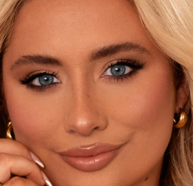 Saffron Barker Speculations of Plastic Surgery, YouTube Channel, Bio