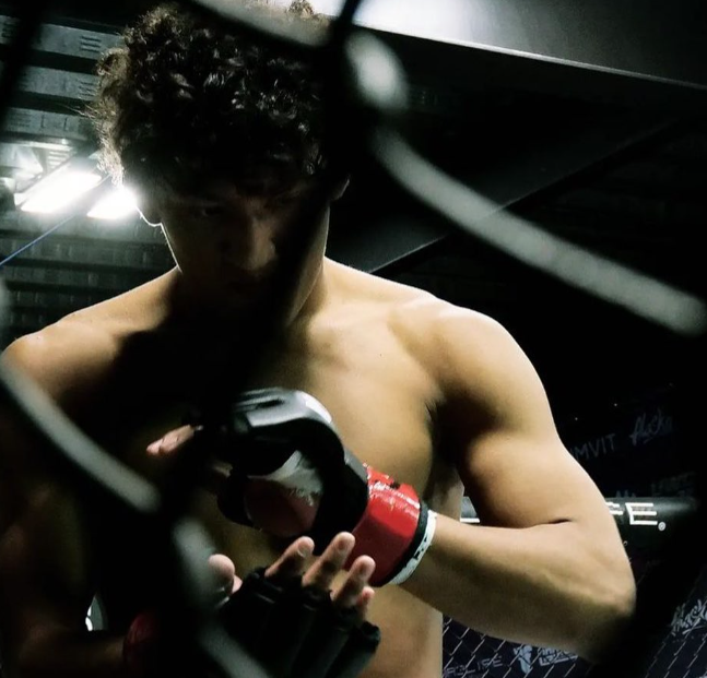 Raul Rosas Jr (MMA Fighter): Net Worth 2023, Career, Bio, Wiki, Age ...