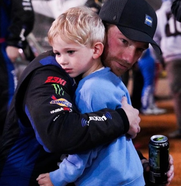 Meet Tyler Reddick's Son Beau Family, Bio, Wiki, Wife, Age, Brand