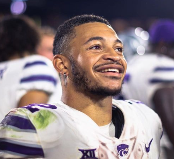 Deuce Vaughn (Dallas Cowboys) Siblings Meet His Sister Cienna And Camryn