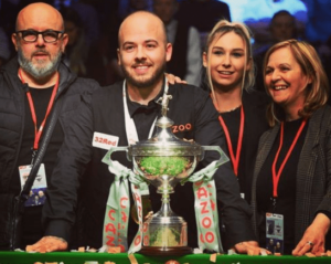 Luca Brecel With Family