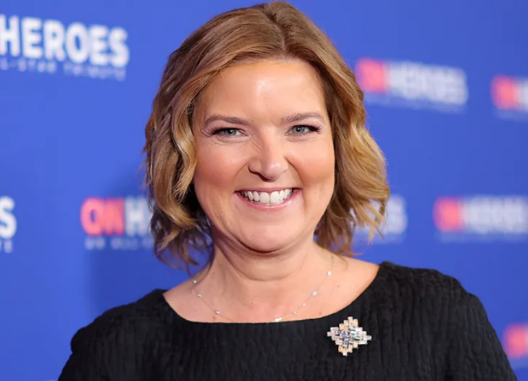 Is CNN Anchor Christine Romans Pregnant 2023? Weight Gain And Baby Bump