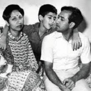 Rakesh Sharma with his Family