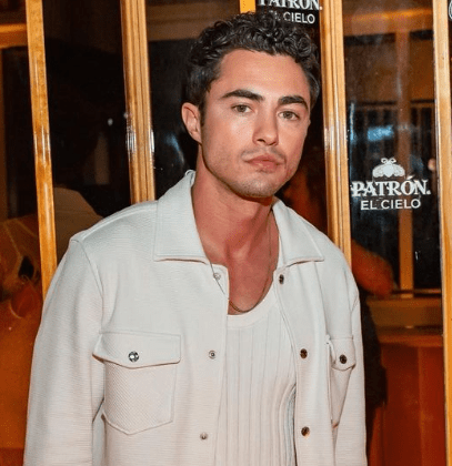 Who Are Darren Barnet's Parents? Bio, Career, Height, Weight, In Italy ...