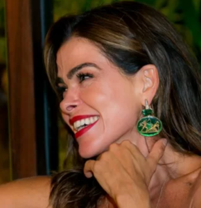 Viviane de Souza Leao 