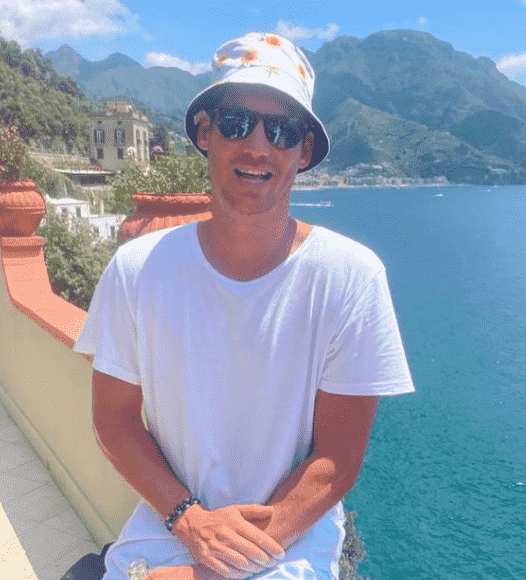 Who Is Austen Kroll Sister? Meet Katie Kroll - Wiki/Bio And Age Explored