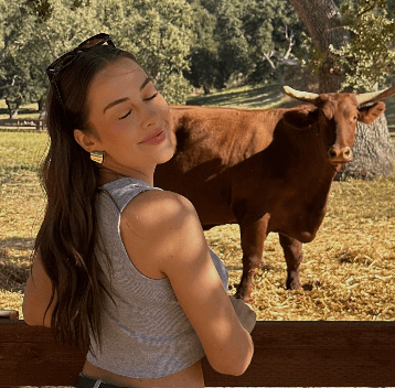 What Happened To Brooke Schofield? Weight Loss Journey, Career, Social