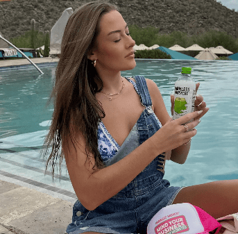 What Happened To Brooke Schofield? Weight Loss Journey, Career, Social