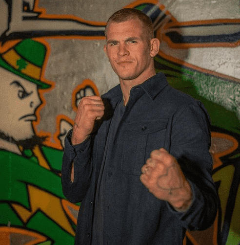 How Ian Garry and Layla Anna Lee Found Each Other Hearts - Relationship ...