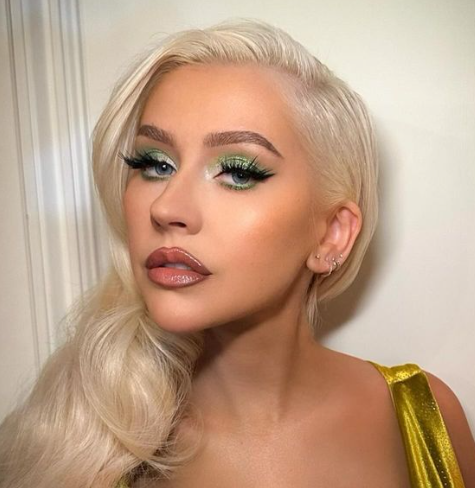 Christina Aguilera Before And After Photos Transformation: Nose Job