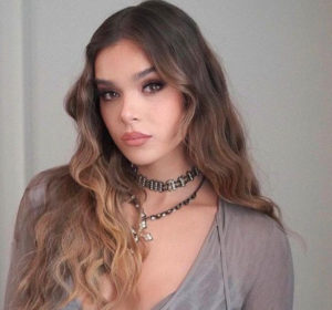 Hailee Steinfeld