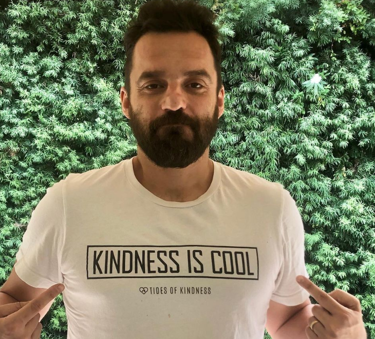 Is Jake Johnson Jewish? Exploring His Religion, Family Ties, and Ethnic