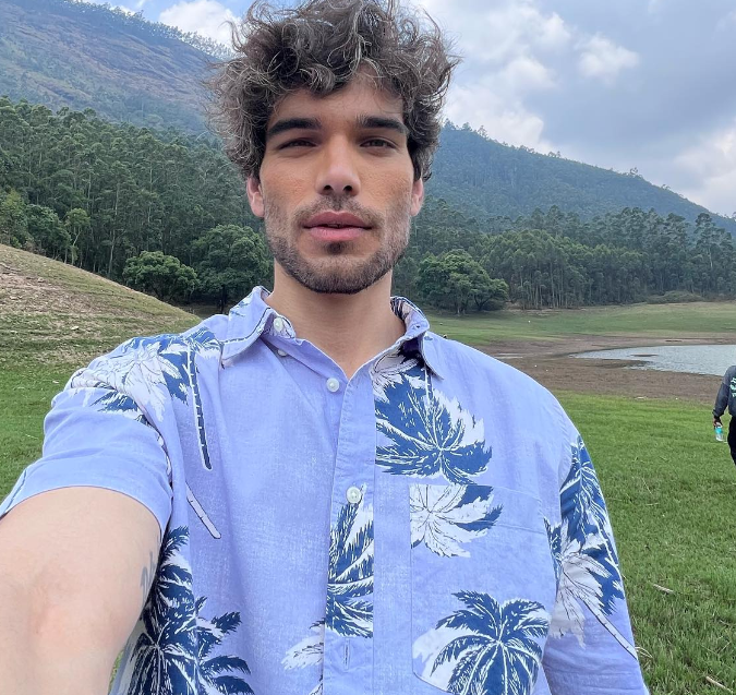 Rishabh Sawhney Bio, Age, Career, Family And More