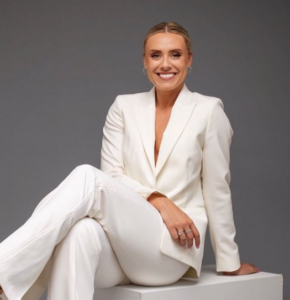 Emma Paton's Dental Health: Wikipedia, Age, Physical Attributes, Family