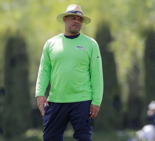 Ken Norton: A Boxing Legend’s Journey from Marine to World Champion