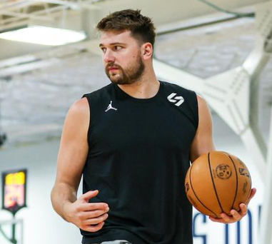 Luka Doncic Recreates Iconic Michael Jordan Pre-Game Pose With Custom
