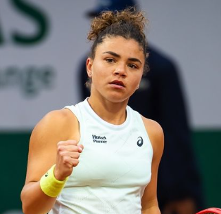 Jasmine Paolini: Bio, Wiki, Age, Career, Family, Height, Weight, Net