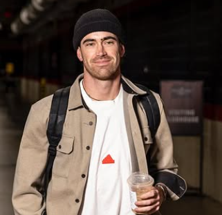 Shane Bieber’s Wife Kara Embraces Motherhood in Stylish Pregnancy