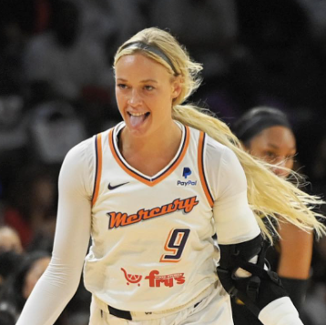 Sophie Cunningham’s Rain Run Sparks Viral Moment of Joy and Resilience