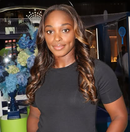 Sloane Stephens Serves Style Goals in a Cozy Yet Glam Sheepskin Coat ...