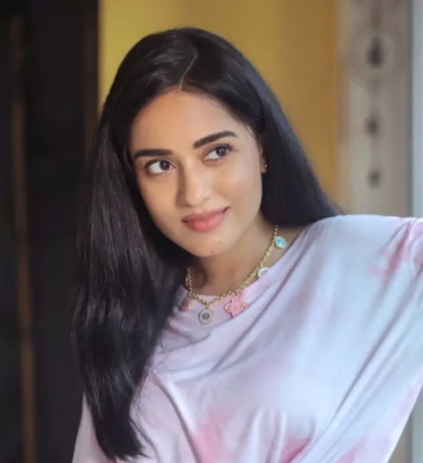 Amrita Rao's Bio, Age, Family, Movies, Husband, Career & More