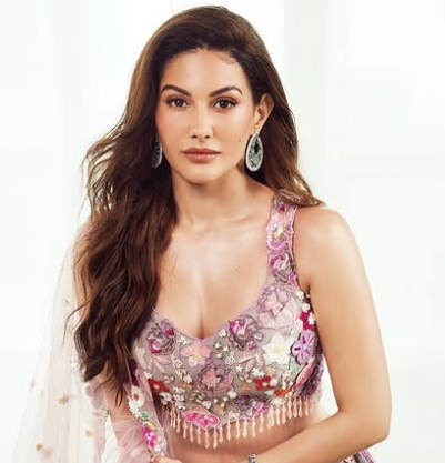 Amyra Dastur