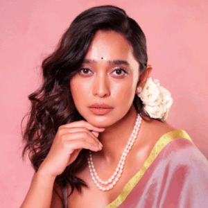 Sayani Gupta 