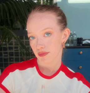 Amybeth McNulty 