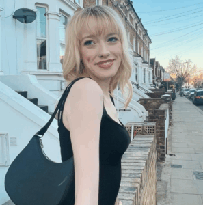 Amybeth McNulty