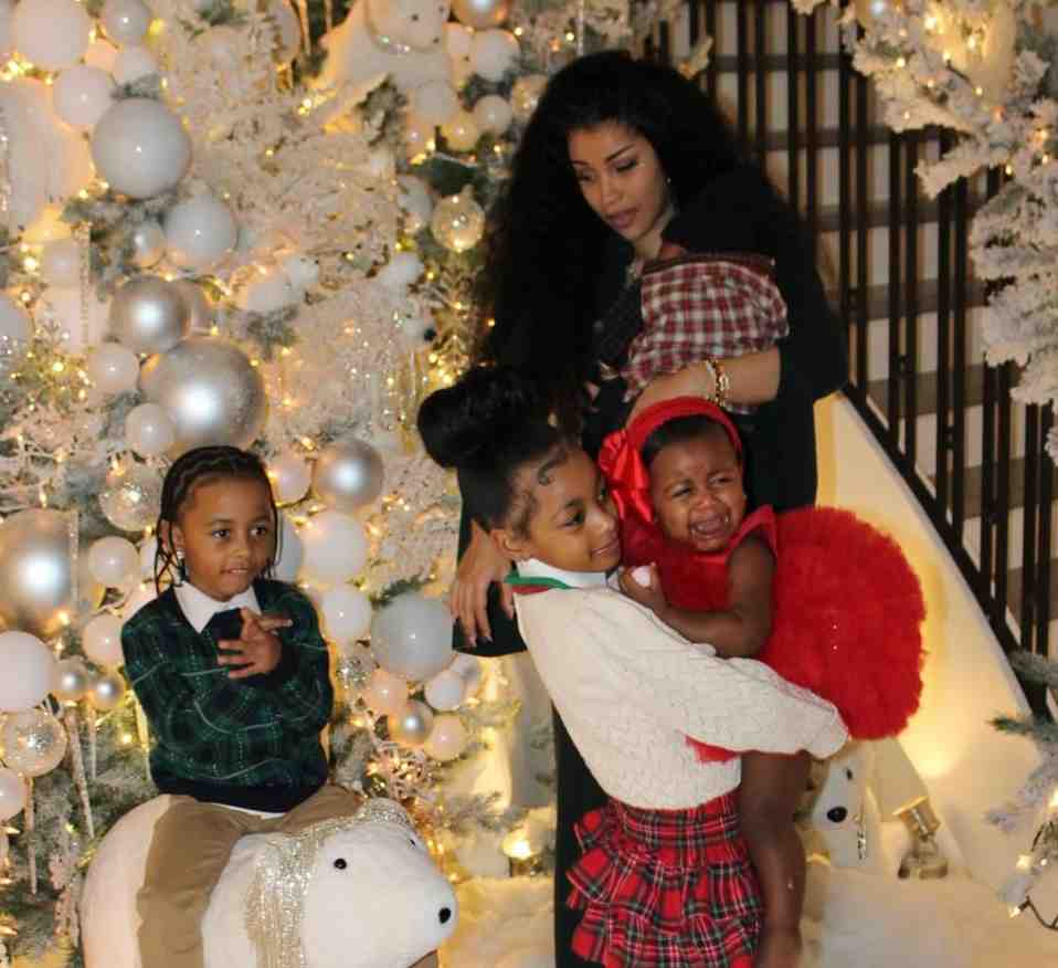 Cardi-B-with-her-Kids