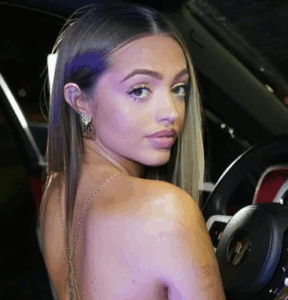 Woah Vicky (Victoria Waldrip)