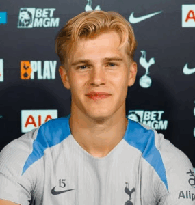 Lucas Bergvall