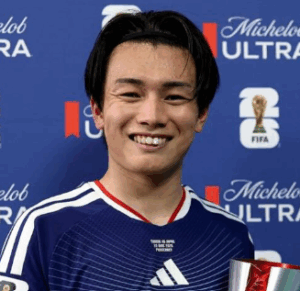 Ayase Ueda