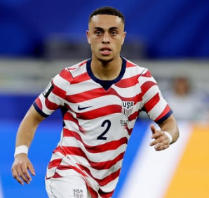 Sergiño Dest