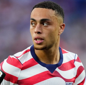 Sergiño Dest